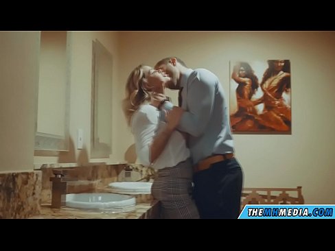 ❤️ Kung ang usa ka busty blonde naghaylo kanimo sa usa ka publiko nga kasilyas ❤ Maanindot nga porn sa ceb.sexflashgame.ru ❌❤